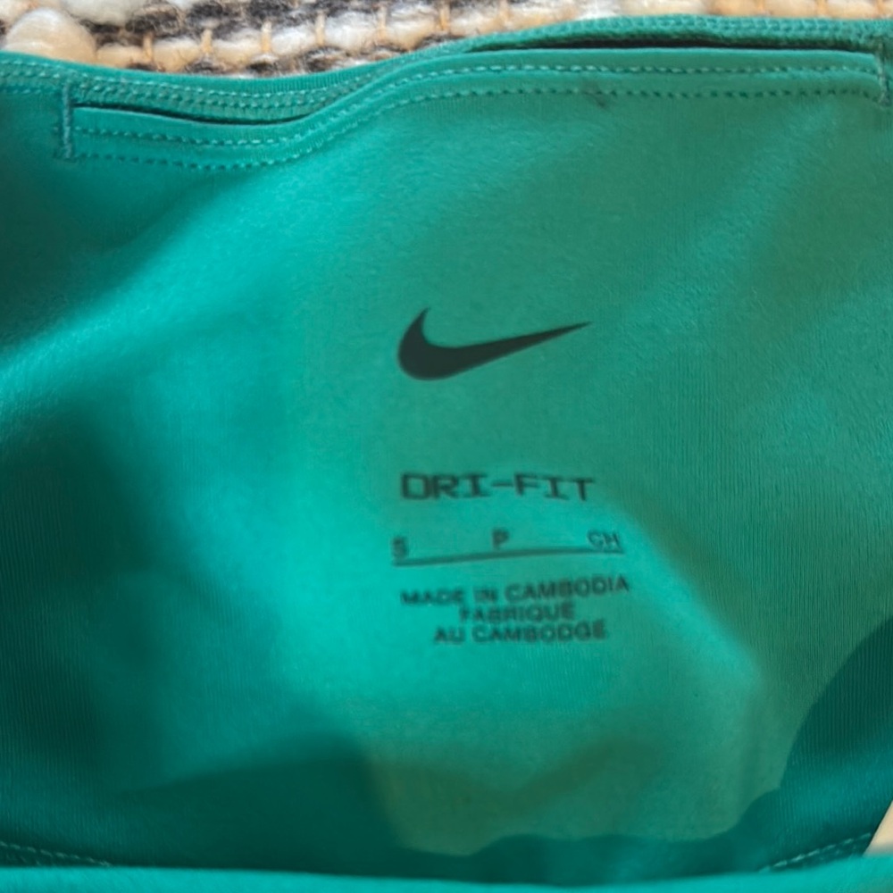 Nike Dri Fit Women's Teal Athletic Biker Shorts - woman’s size S - like new - Picture 2 of 6